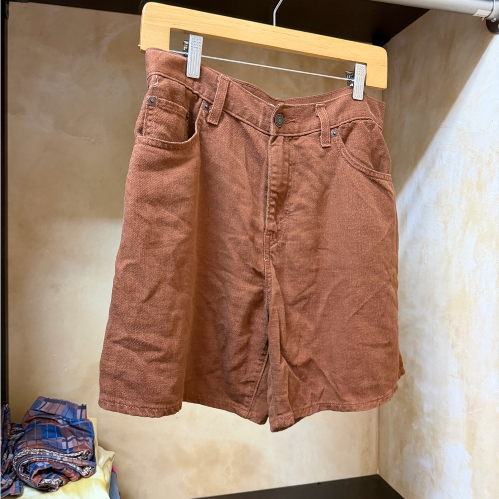 Levi’s Baggy High-Waist Shorts 28